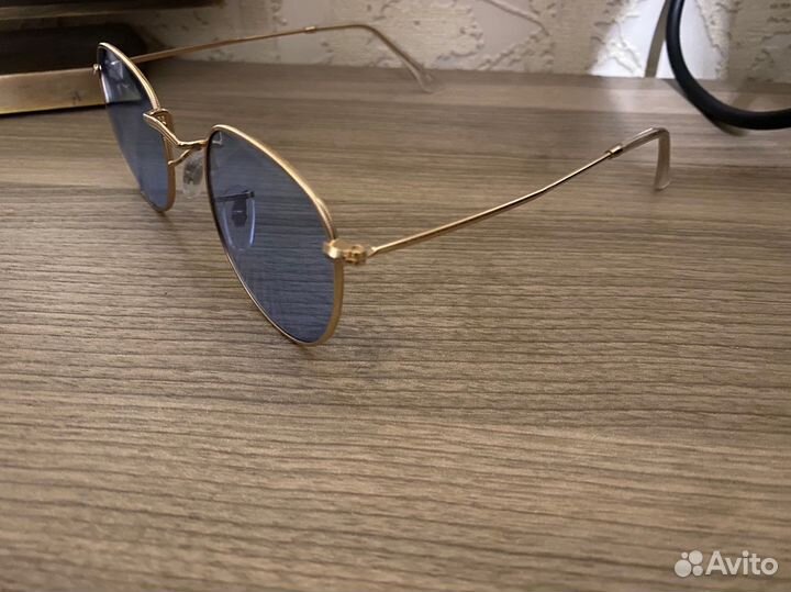 Солнцезащитные очки женские