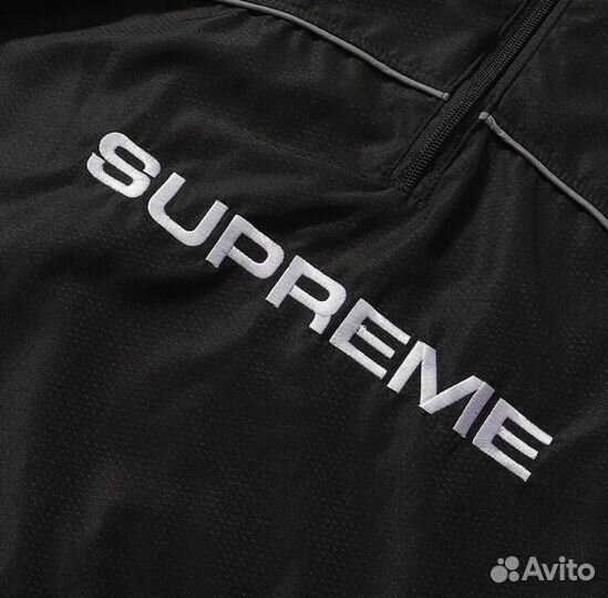 Ветровка Supreme