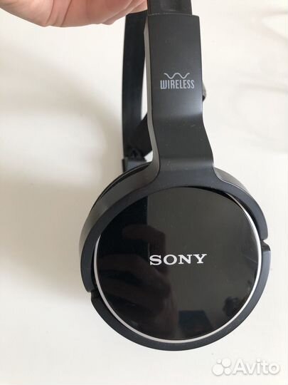 Беспроводные наушники sony MDR-RF810R