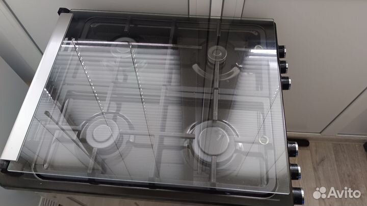 Газовая плита с электрической духовкой