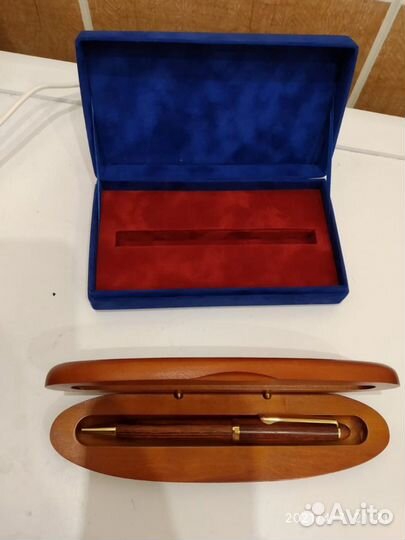 Футляры для ручек