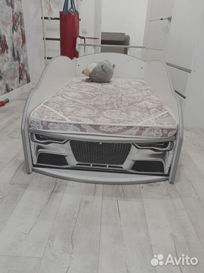 Продам детскую кровать