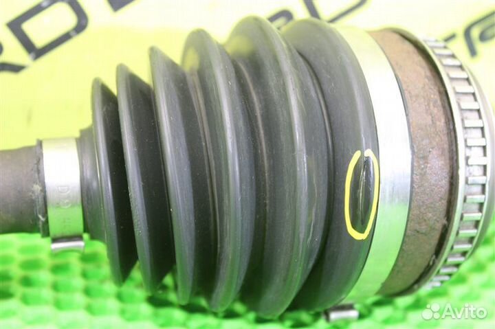 Привод передний правый Toyota Caldina ST215 3S-FE