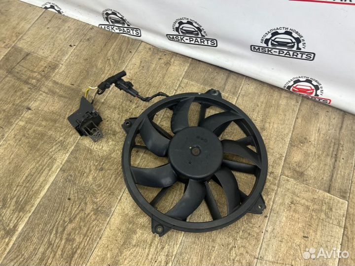 Вентилятор охлаждения радиатора Peugeot 308 T7