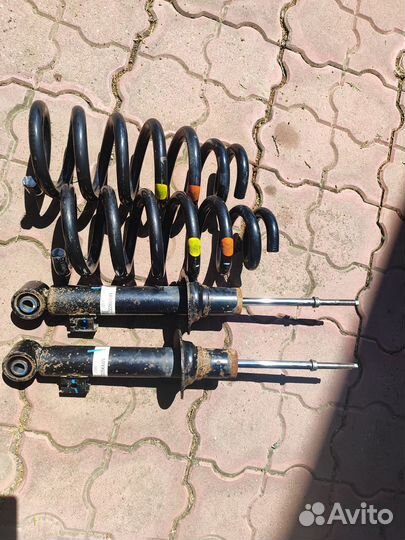 Стойки и пружины mitsubishi L200