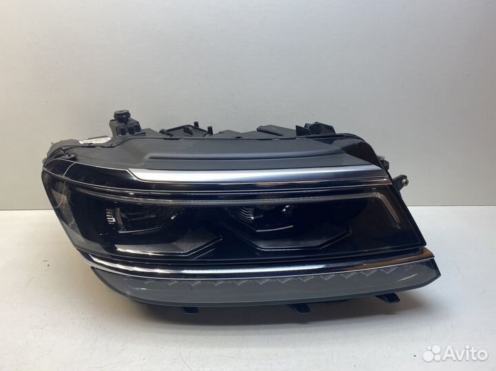 Фара правая Volkswagen Tiguan 2017-2020 Full Led