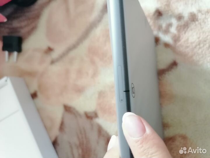 Планшет lenovo