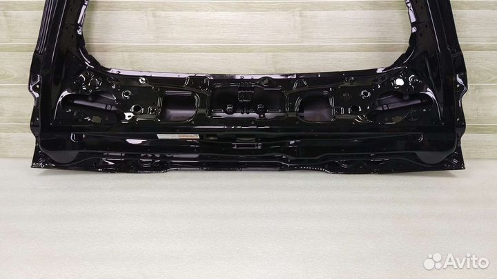 Lexus LX 570 Крышка багажника под установку черная