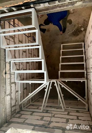 Лестница с забежными ступенями