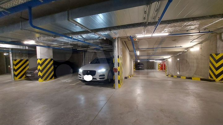 Машиноместо, 13 м²