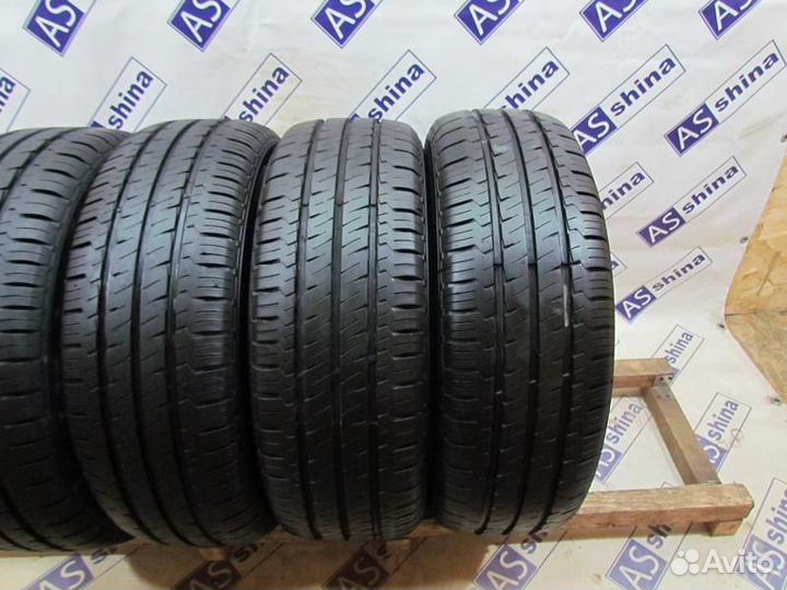 Hankook Vantra LT RA18 235/65 R16C 88R