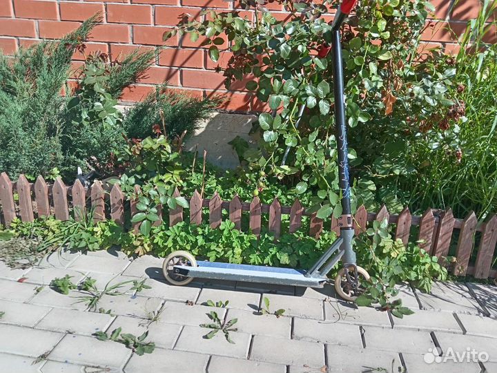 Трюковой самокат