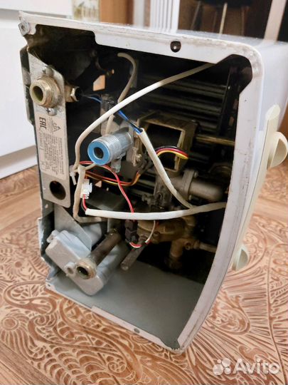 Газовая колонка нева