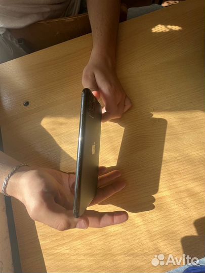 iPhone 11 pro max 64gb