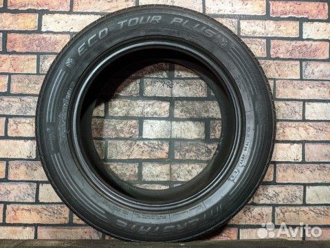 Interstate Eco Tour Plus 215/60 R17