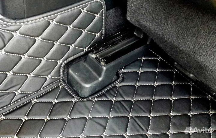 Автомобильные коврики из экокожи 3d