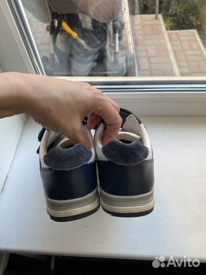 Ортопедические кроссовки на мальчика 35 размер