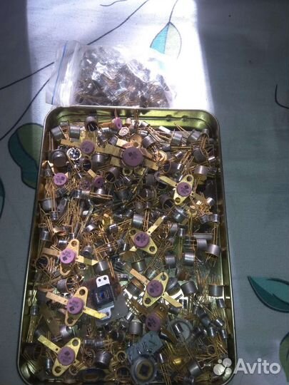 Радиодетали и контакты