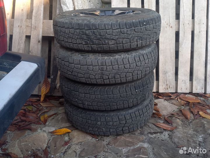 R16 Pirelli Scorpion ATR 185/75, PCD 5x139.7 DIA 98.5
