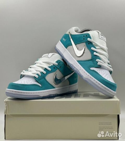 Кpоссовки Nike sв Dunk Lоw