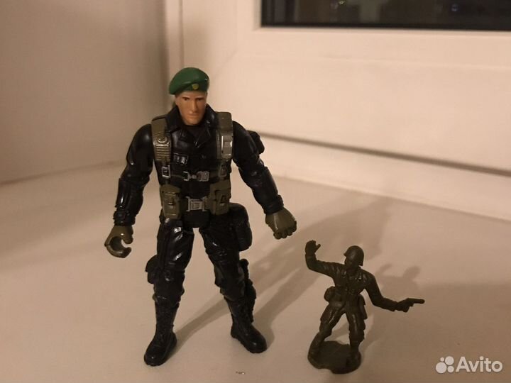 Продаю солдатиков