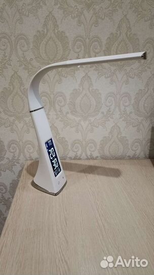 Светильник настольный