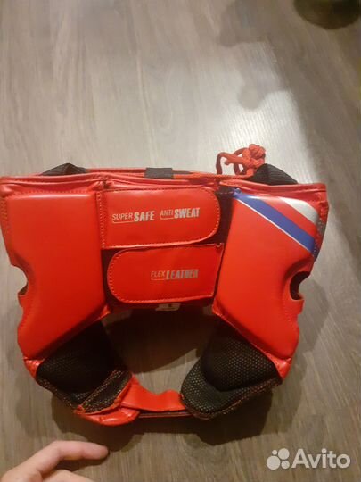 Боксерский шлем clinch