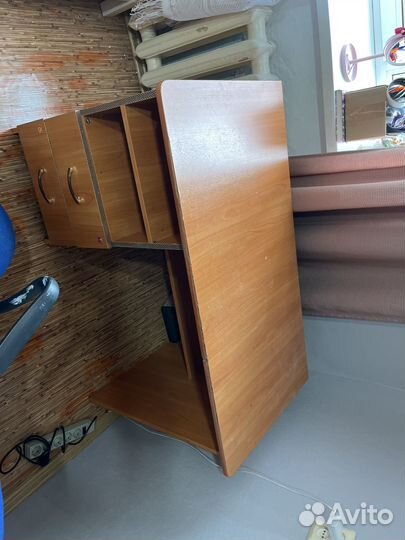 Письменный стол