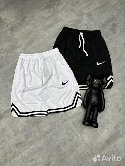 Шорты Nike