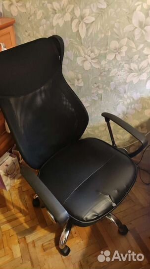Компьютерное кресло руководителя бу