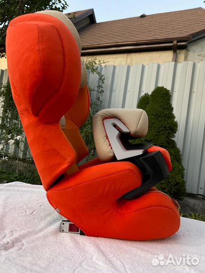 Автокресло десткое Cybex Juno 2-Fix