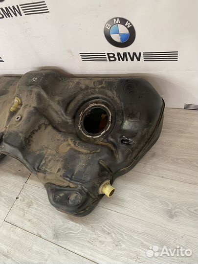 Топливный бак BMW G11/G12 N63