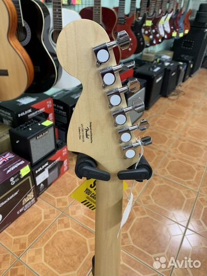 Fender squier affinity stratocaster электрогитара