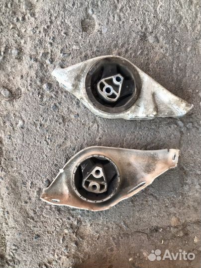 Опоры двигателя granta