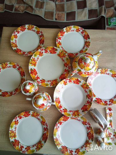 Комплект тарелок Орхидея