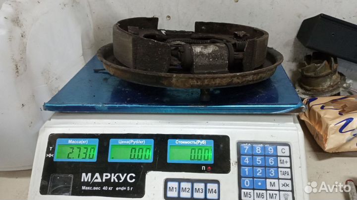 Кожух левого тормозного барабана Ford Focus