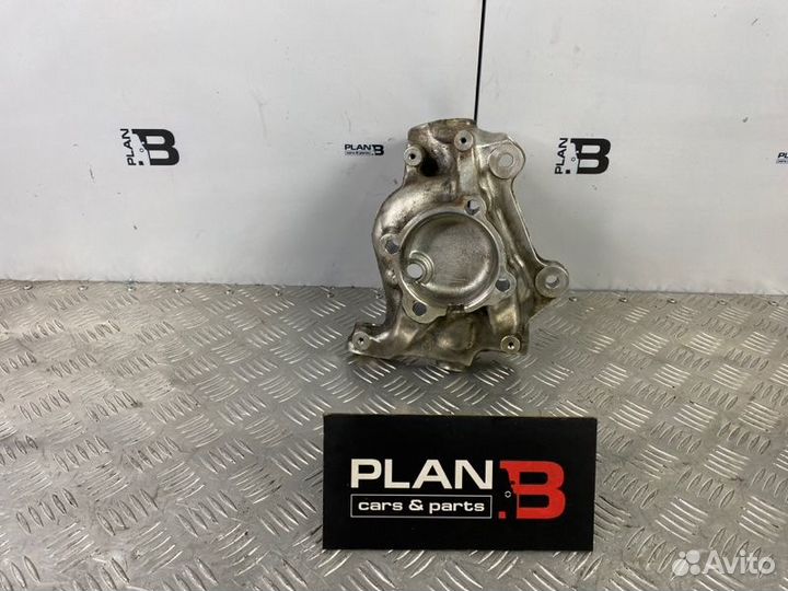 Кулак поворотный передний левый Bmw 3 E90