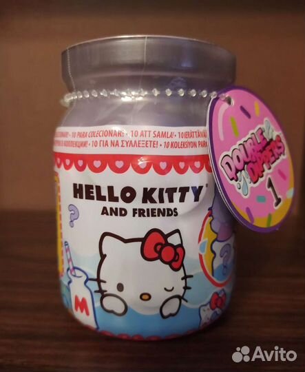 Запечатанная фигурка Hello Kitty and Friends