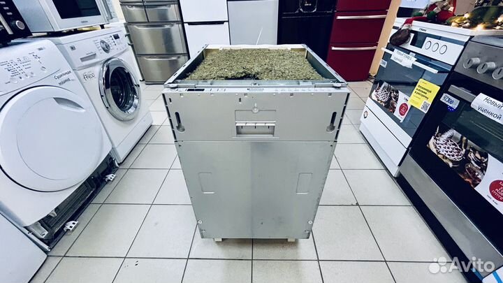 Посудомоечная машина Hotpoint-Ariston