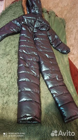 Зимний комбинезон для девочки