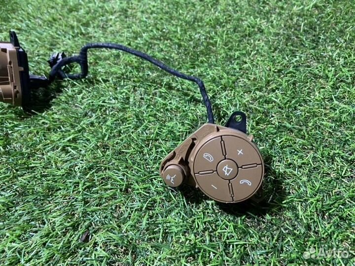 Кнопки на руль Mercedes-Benz S-Класс W221 long M