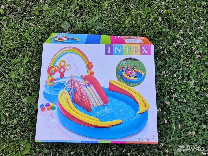 Бассейн водный игровой центр Радуга Intex