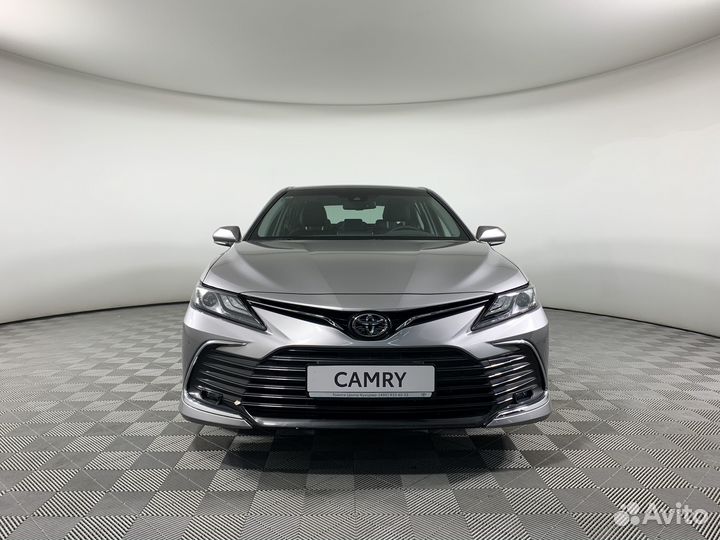 Toyota Camry 2.5 AT, 2022