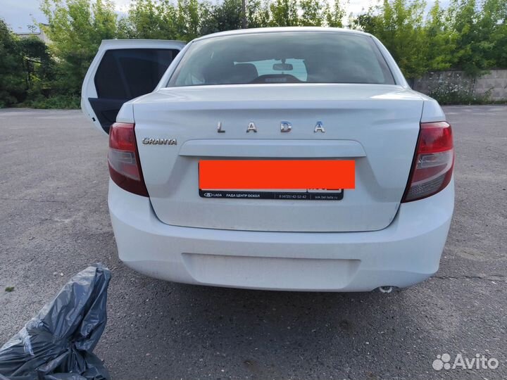 Задний бампер Лада Гранта