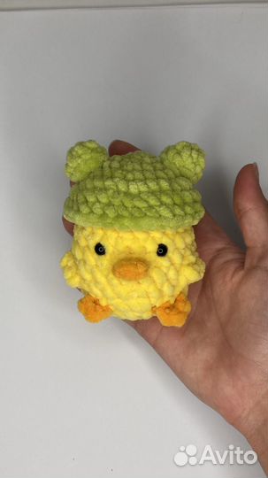 Вязанные игрушки. Вязанная уточка. Амигуруми Утя