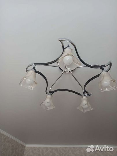 Люстра потолочная бу
