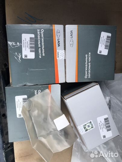 Клапана и колпачки веста 1,8 sport