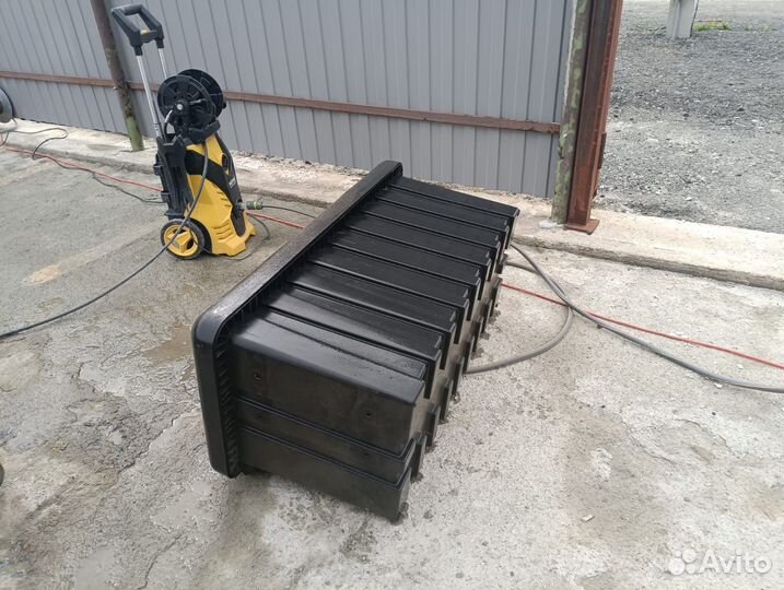 Инструментальный ящик Daken