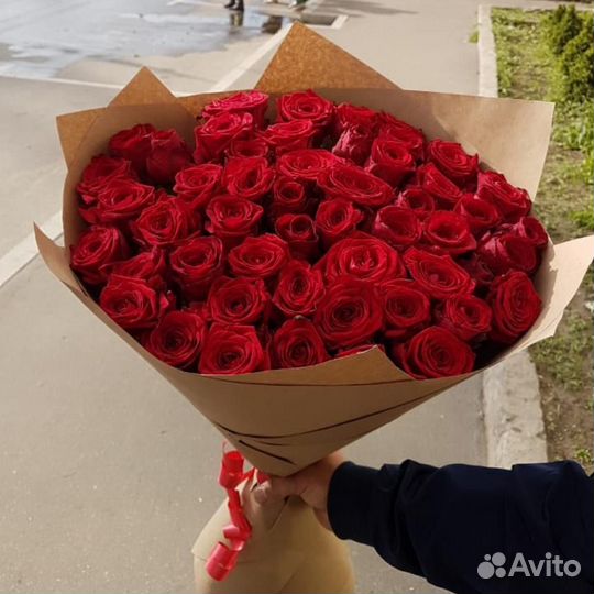 Букет из 51 розы С бесплатной Доставкой