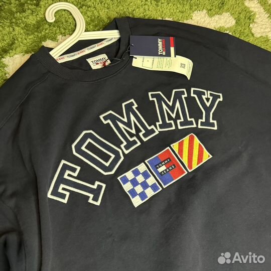 Новый свитшот tommy hilfiger jeans big logo